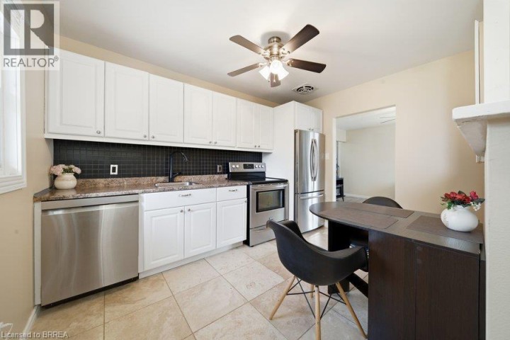 Photo 20 at 27 Frank Street, Holmedale, Brantford