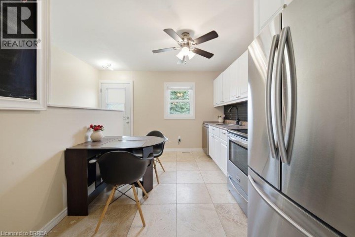 Photo 19 at 27 Frank Street, Holmedale, Brantford