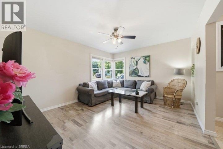 Photo 13 at 27 Frank Street, Holmedale, Brantford