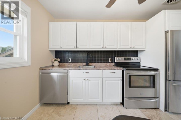 Photo 22 at 27 Frank Street, Holmedale, Brantford