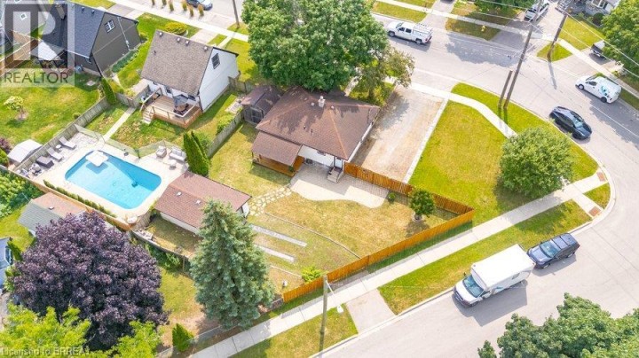Photo 47 at 27 Frank Street, Holmedale, Brantford