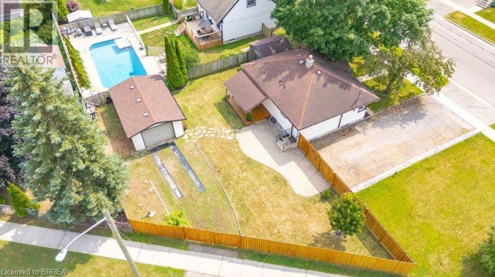 Photo 42 at 27 Frank Street, Holmedale, Brantford