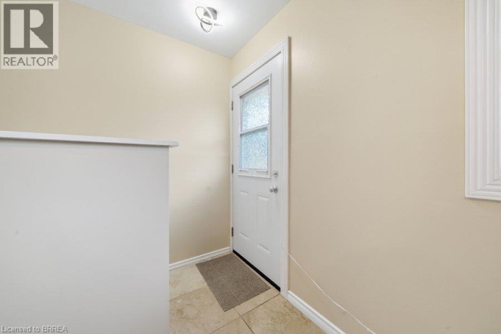 Photo 23 at 27 Frank Street, Holmedale, Brantford