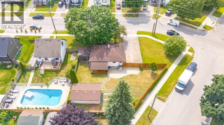 Photo 44 at 27 Frank Street, Holmedale, Brantford
