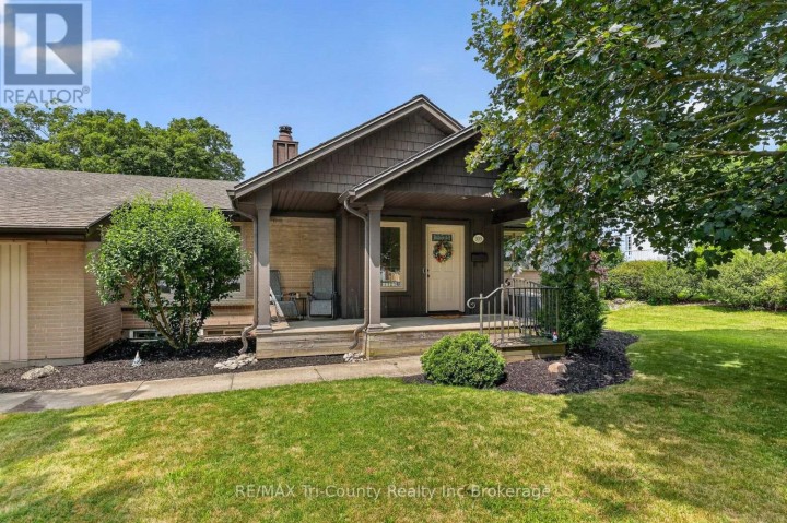 Photo 2 at 309 Quarterline Road, Tillsonburg