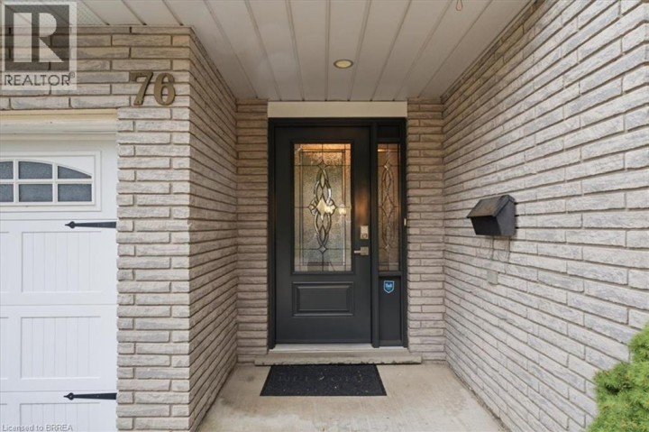 Photo 4 at 76 Enfield Crescent, Brantwood Park, Brantford
