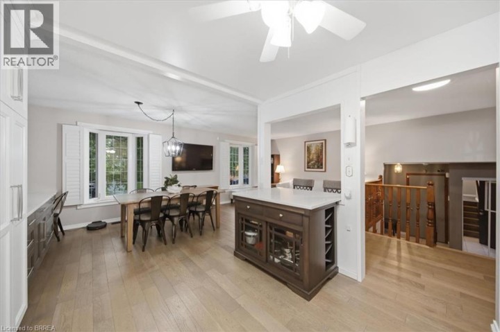 Photo 14 at 76 Enfield Crescent, Brantwood Park, Brantford