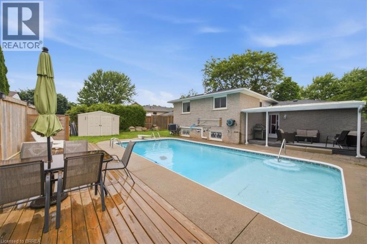 Photo 35 at 76 Enfield Crescent, Brantwood Park, Brantford