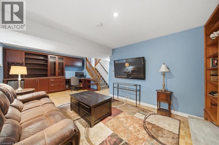 Photo 22 at 76 Enfield Crescent, Brantwood Park, Brantford