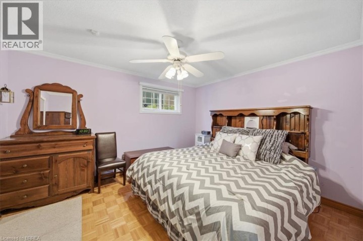 Photo 24 at 76 Enfield Crescent, Brantwood Park, Brantford