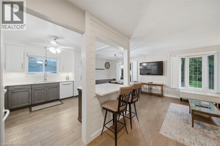Photo 6 at 76 Enfield Crescent, Brantwood Park, Brantford