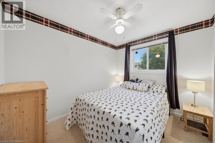 Photo 16 at 76 Enfield Crescent, Brantwood Park, Brantford
