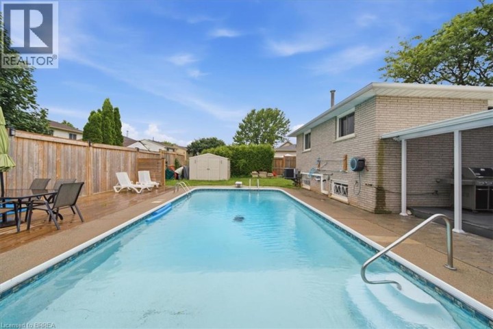 Photo 36 at 76 Enfield Crescent, Brantwood Park, Brantford