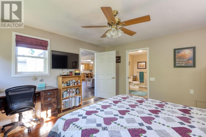 Photo 14 at 11 Cornish Crescent, Ingersoll - South, Ingersoll