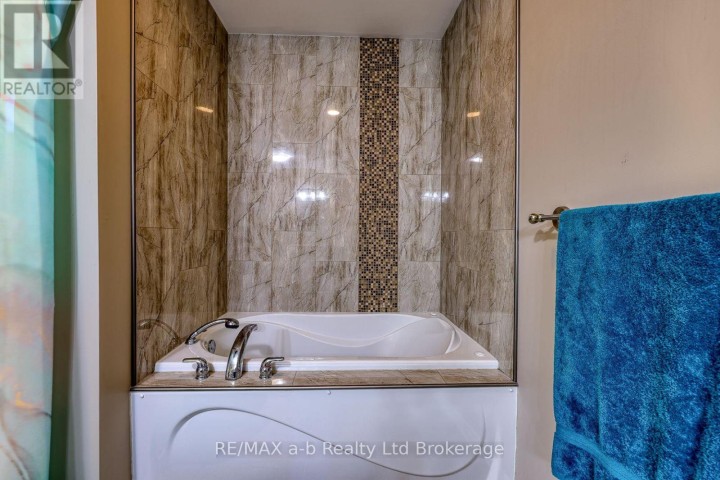 Photo 19 at 11 Cornish Crescent, Ingersoll - South, Ingersoll