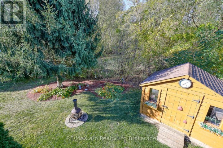Photo 40 at 11 Cornish Crescent, Ingersoll - South, Ingersoll