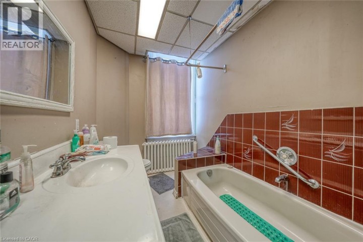 Photo 40 at 119 Carroll Street, Ingersoll - South, Ingersoll