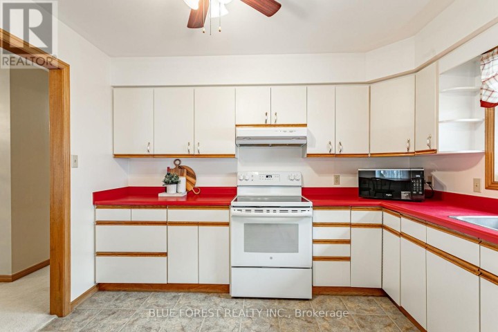 Photo 11 at 385 Wellington Street, Ingersoll - South, Ingersoll