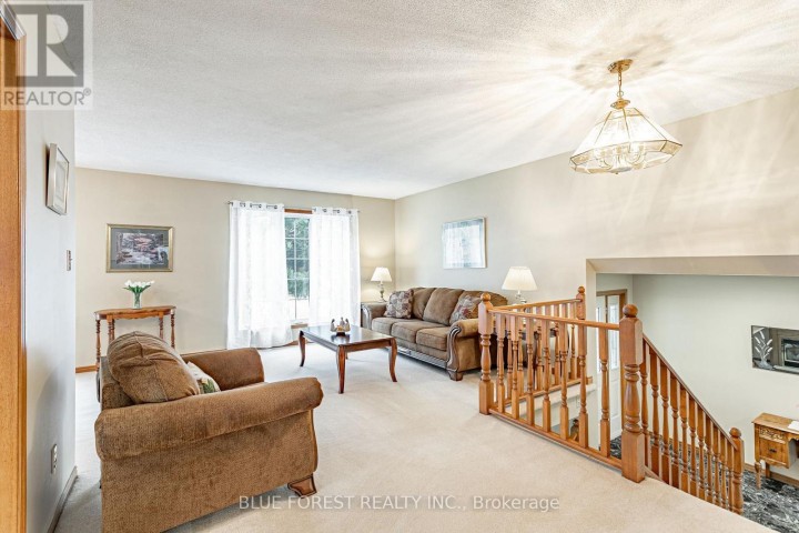 Photo 5 at 385 Wellington Street, Ingersoll - South, Ingersoll
