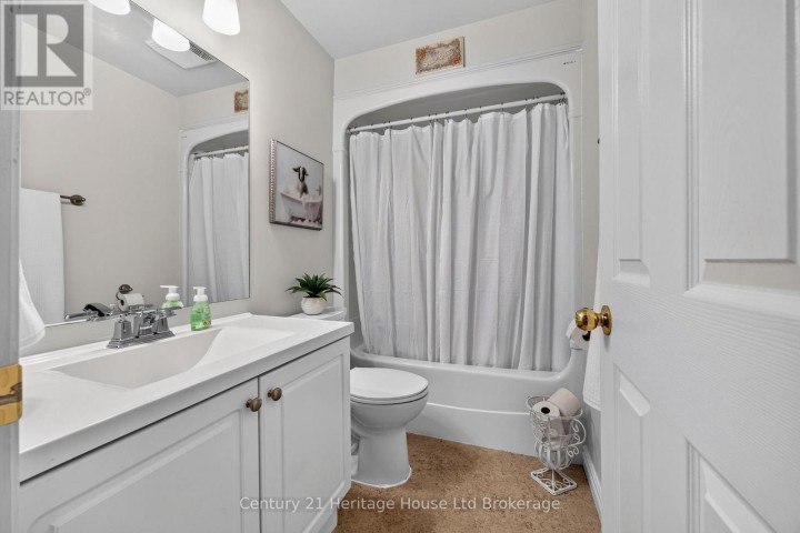 Photo 15 at 22 Hillside Road, Ingersoll - North, Ingersoll