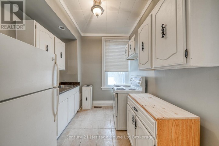 Photo 3 at 119 Carroll Street, Ingersoll - South, Ingersoll