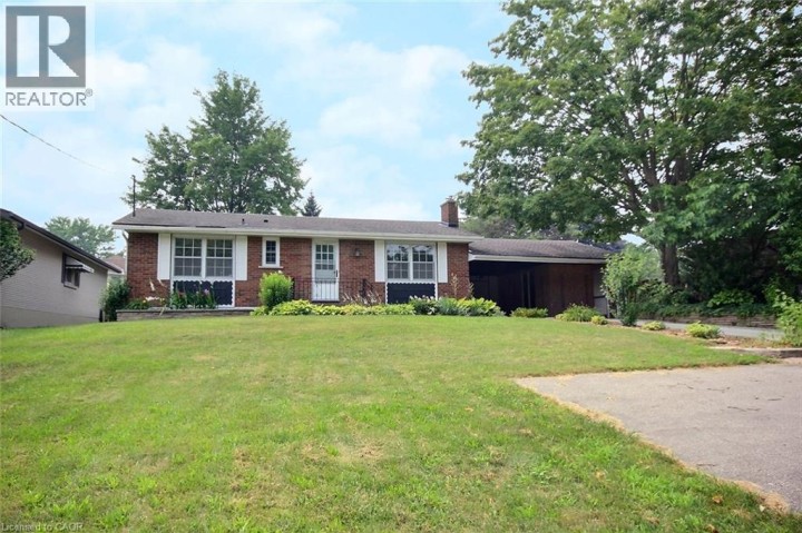 Photo 1 at 485 Broadway Street, Tillsonburg