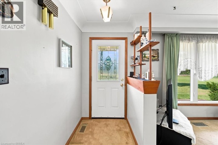 Photo 3 at 82 Salt Springs Church Road, Sw Rural, Brantford