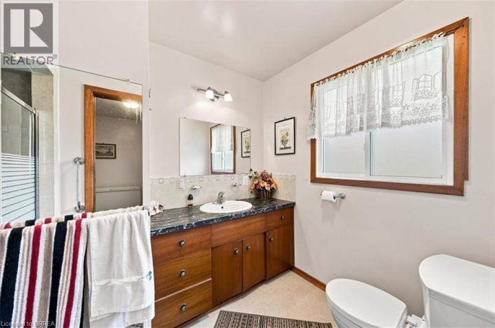 Photo 11 at 82 Salt Springs Church Road, Sw Rural, Brantford