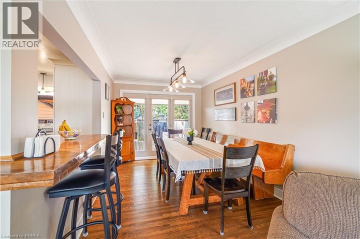Photo 10 at 10 Brier Crescent, Rosedale / Gable Height, Brantford