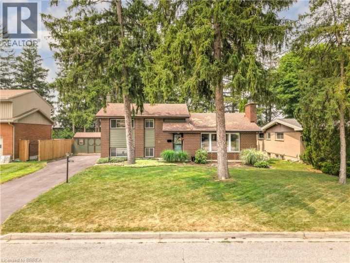 Photo 42 at 10 Brier Crescent, Rosedale / Gable Height, Brantford