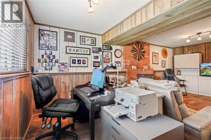 Photo 26 at 10 Brier Crescent, Rosedale / Gable Height, Brantford