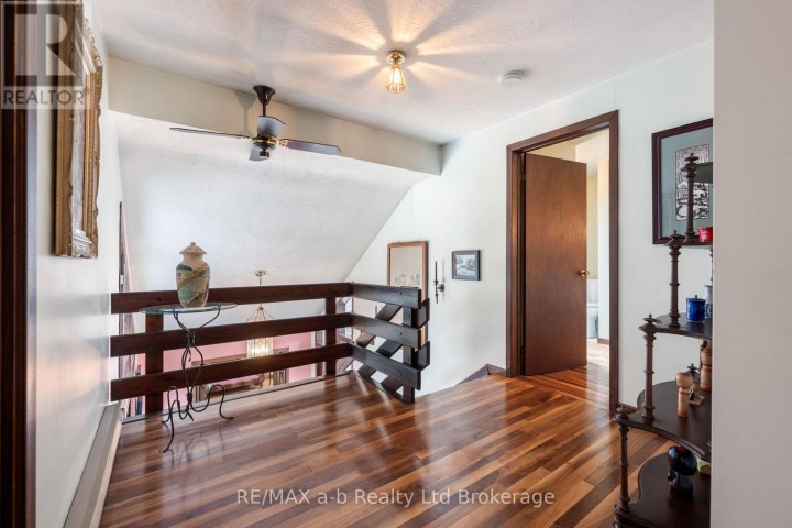 Photo 18 at 13 Segal Drive, Tillsonburg