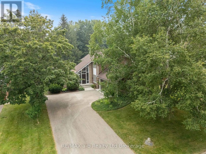 Photo 3 at 13 Segal Drive, Tillsonburg