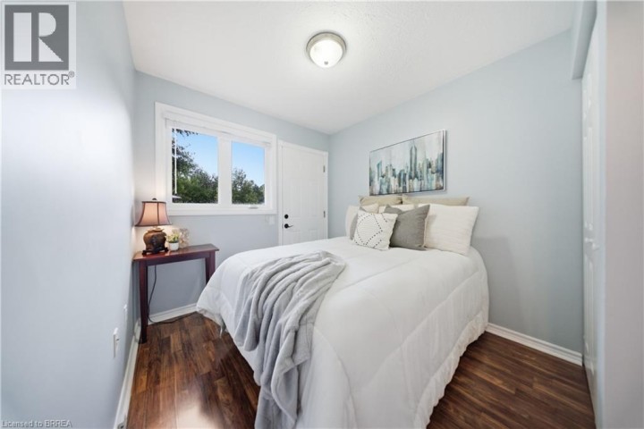 Photo 13 at 4 - 58 Waterloo Street, North Ward, Brantford