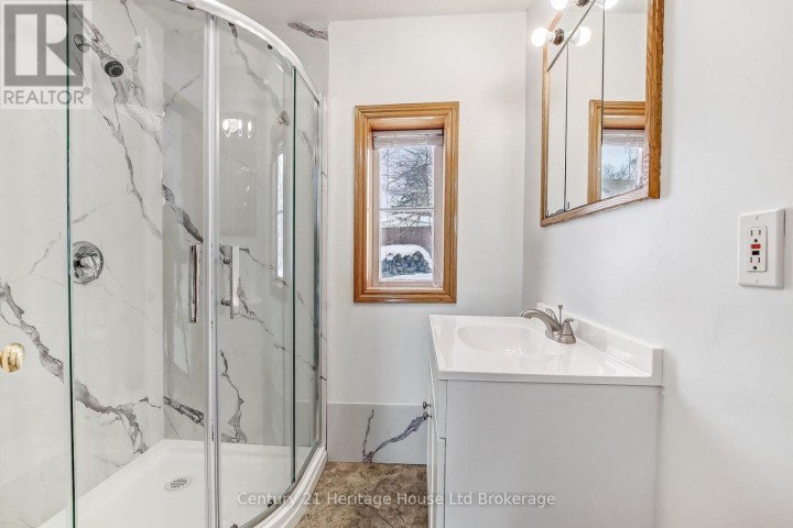 Photo 17 at 152 E Charles Street, Ingersoll - South, Ingersoll
