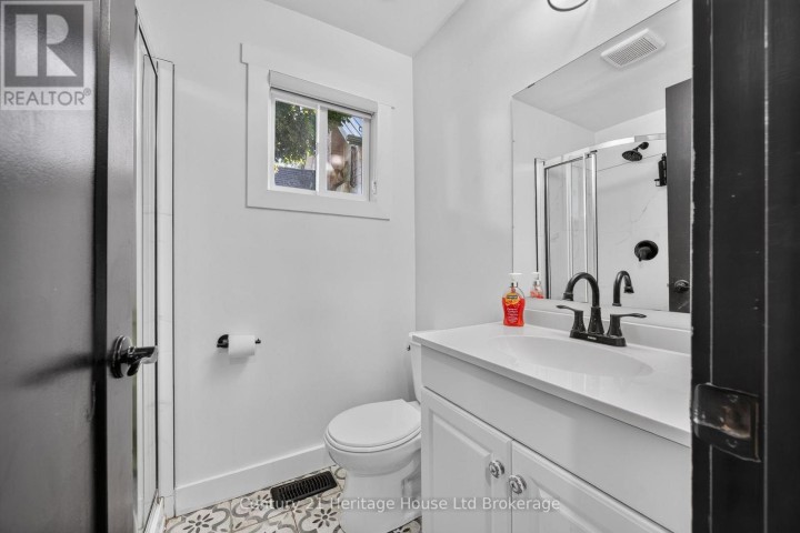 Photo 13 at 10 Pearl Street, Tillsonburg