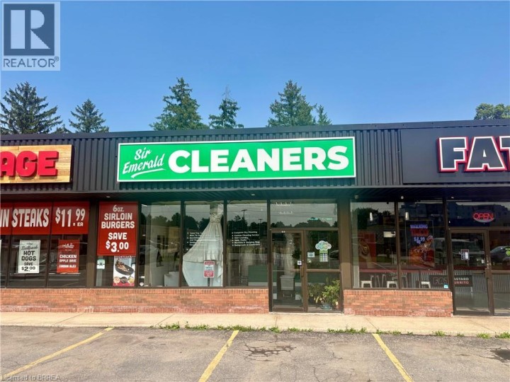 Photo 5 at 190 KING GEORGE Road 6, Brantford