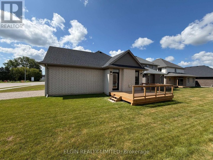 Photo 3 at 18 Braun Avenue, Tillsonburg
