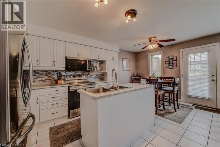 Photo 13 at 45 Olivetree Road, Mayfair, Brantford