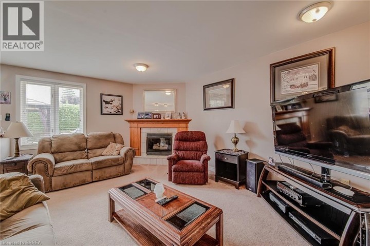 Photo 19 at 45 Olivetree Road, Mayfair, Brantford