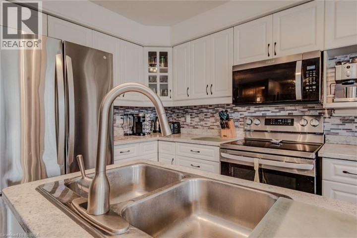 Photo 14 at 45 Olivetree Road, Mayfair, Brantford