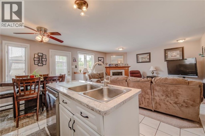 Photo 16 at 45 Olivetree Road, Mayfair, Brantford