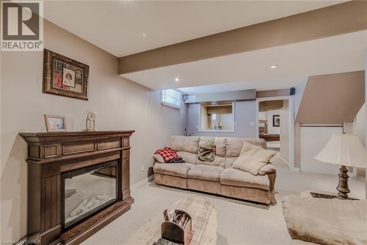 Photo 38 at 45 Olivetree Road, Mayfair, Brantford