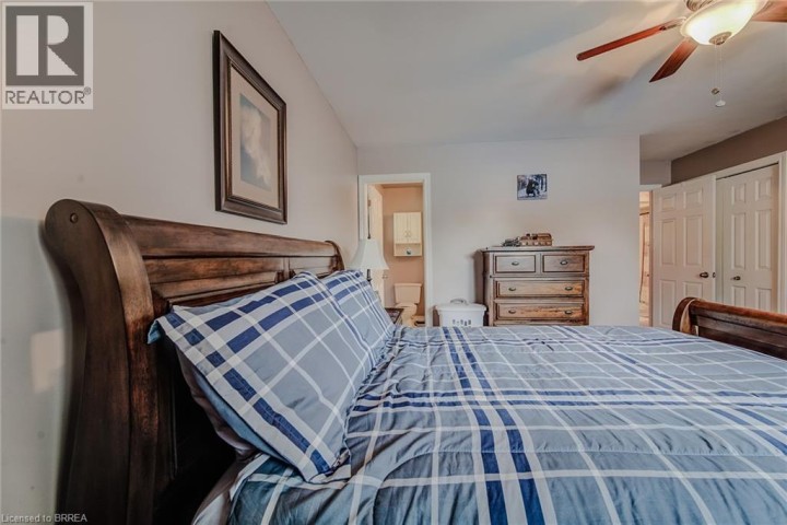 Photo 24 at 45 Olivetree Road, Mayfair, Brantford
