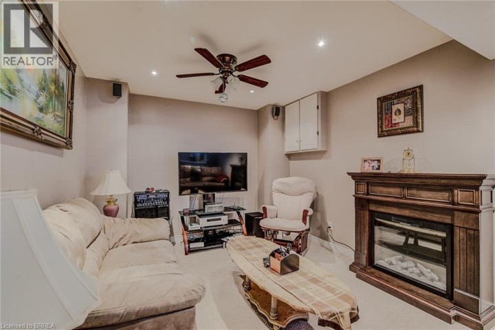Photo 37 at 45 Olivetree Road, Mayfair, Brantford