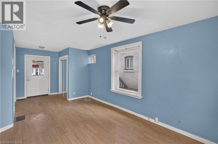 Photo 7 at 250 Murray Street, East Ward, Brantford