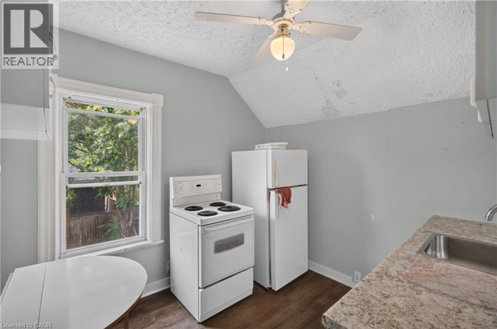 Photo 18 at 250 Murray Street, East Ward, Brantford