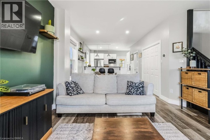 Photo 7 at 69 St Paul Avenue, Holmedale, Brantford
