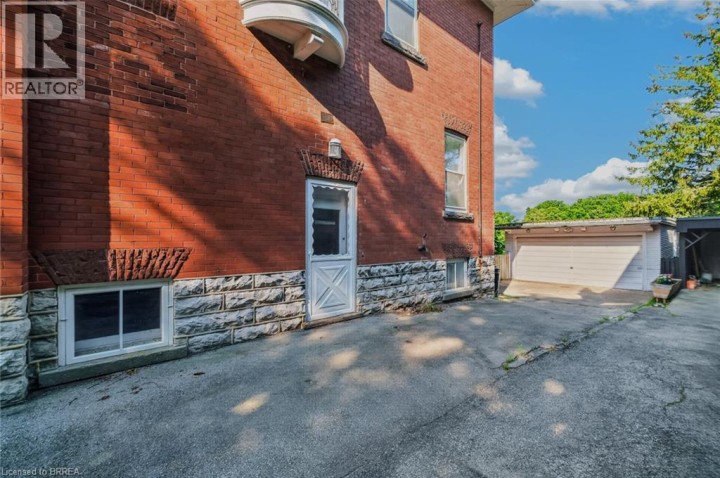 Photo 6 at 58 Lorne Crescent, Holmedale, Brantford