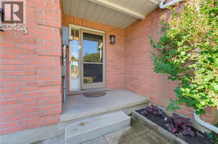 Photo 2 at 26 Graystone Court, Innerkip (Fair Grounds), Woodstock